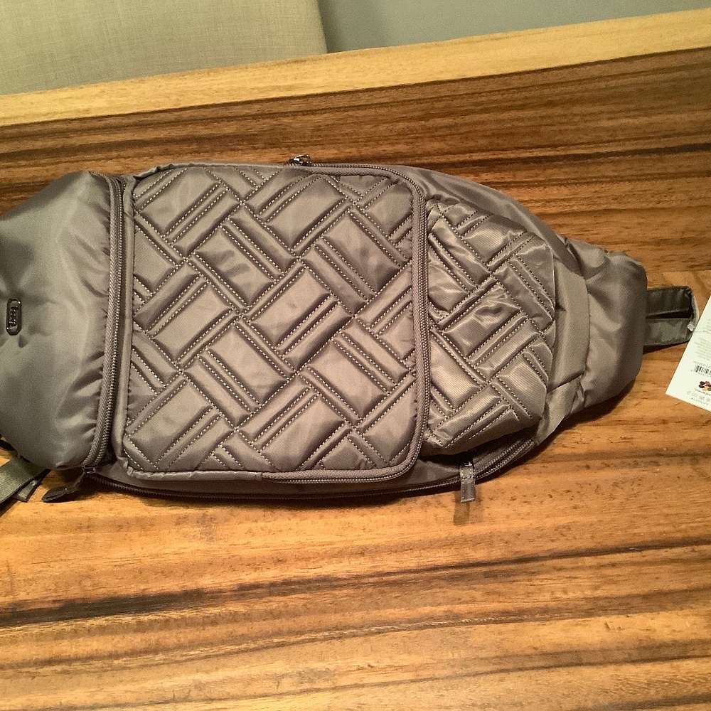 Lug Hovercraft sling bag